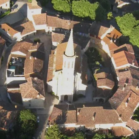 Gite Au Village
