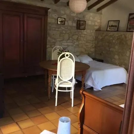 شقة Gite Au Village